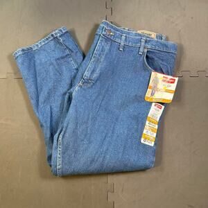 New with tags wrangler relaxed fit